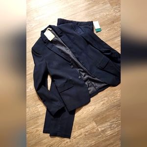 Brand New H&M Navy Blue Suit size 14
